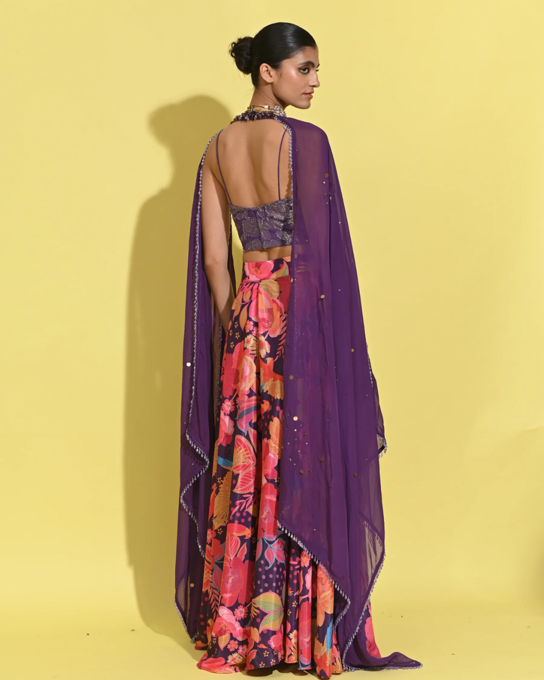 Rishi and Vibhuti - Swirl Set From Tamasha