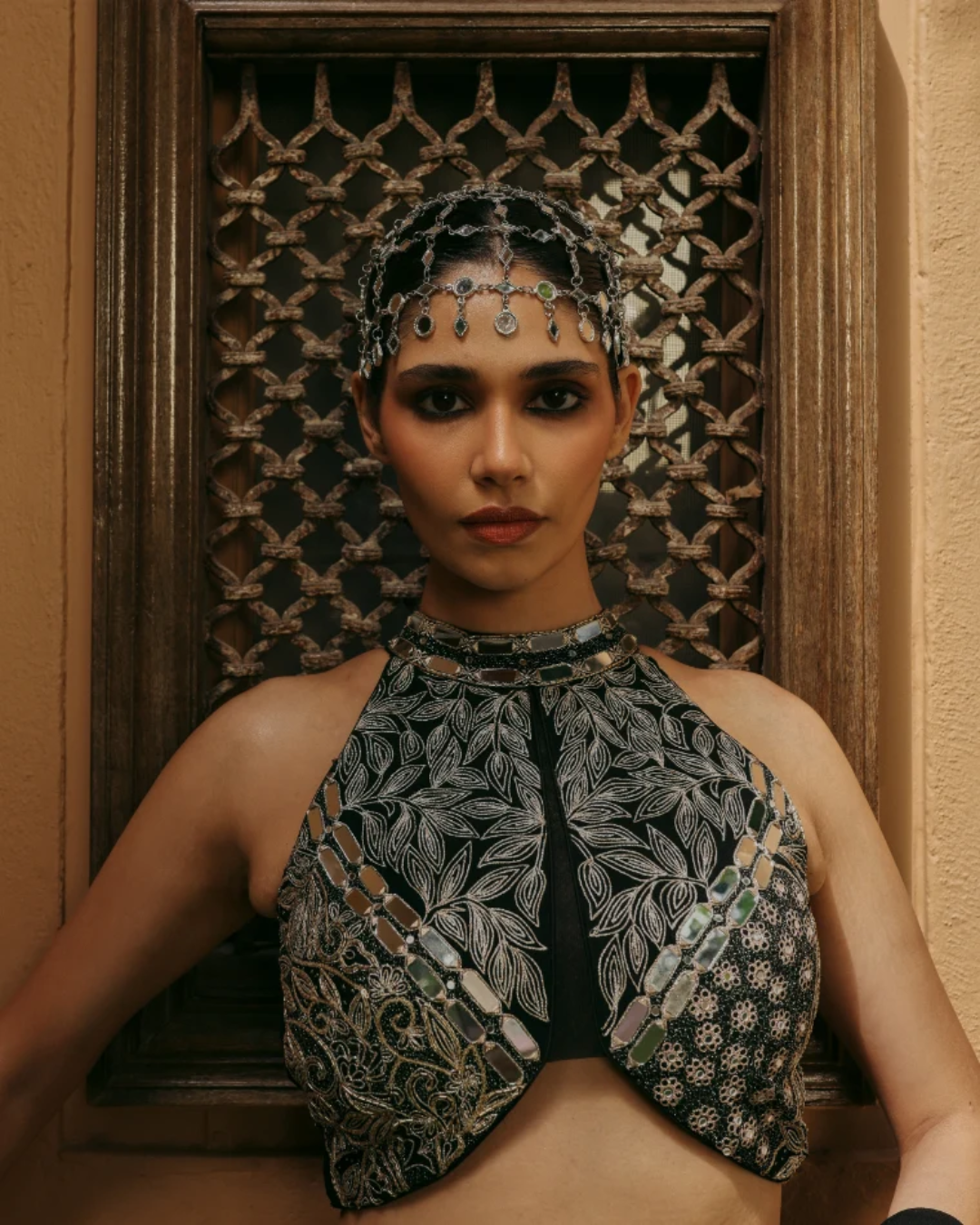 Label Moni K - Zehra From Naqsh