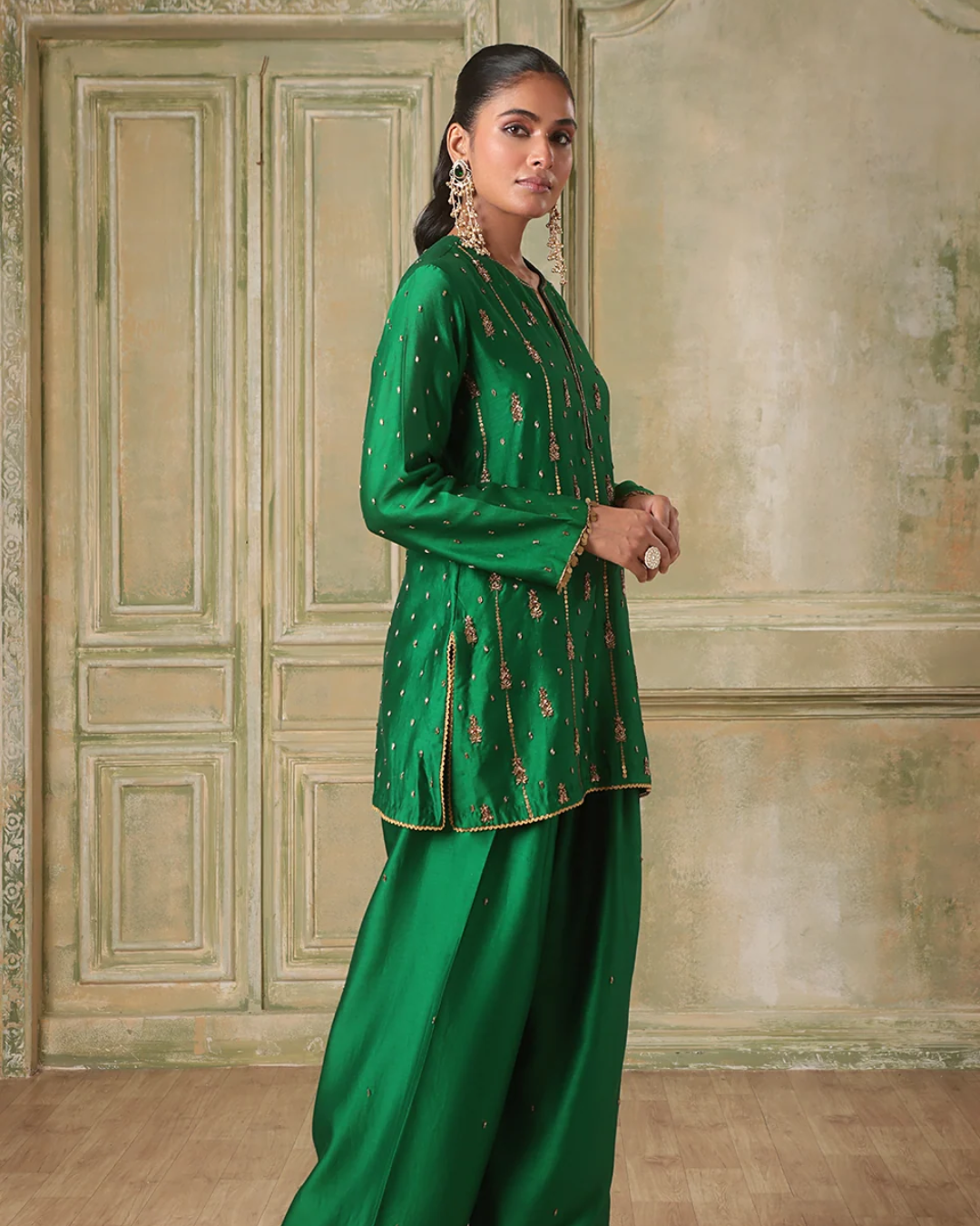 Niti Bothra - Zar-Rang Green Short Buti Kurta Set
