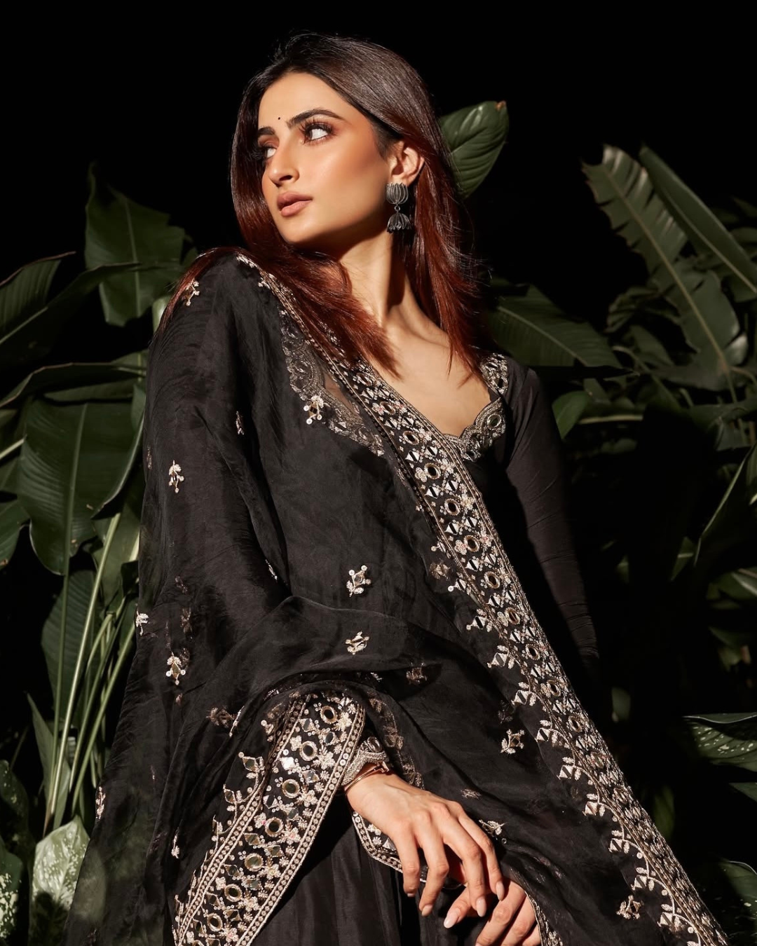 Gopi Vaid - Palak Tiwari in Srivani AG Set From Jhilmil