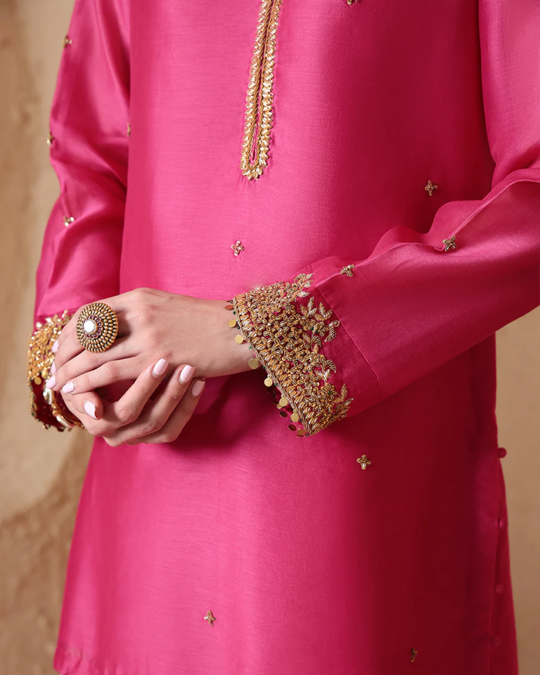 Niti Bothra - Mehrang Pink Short Buti Kurta Set