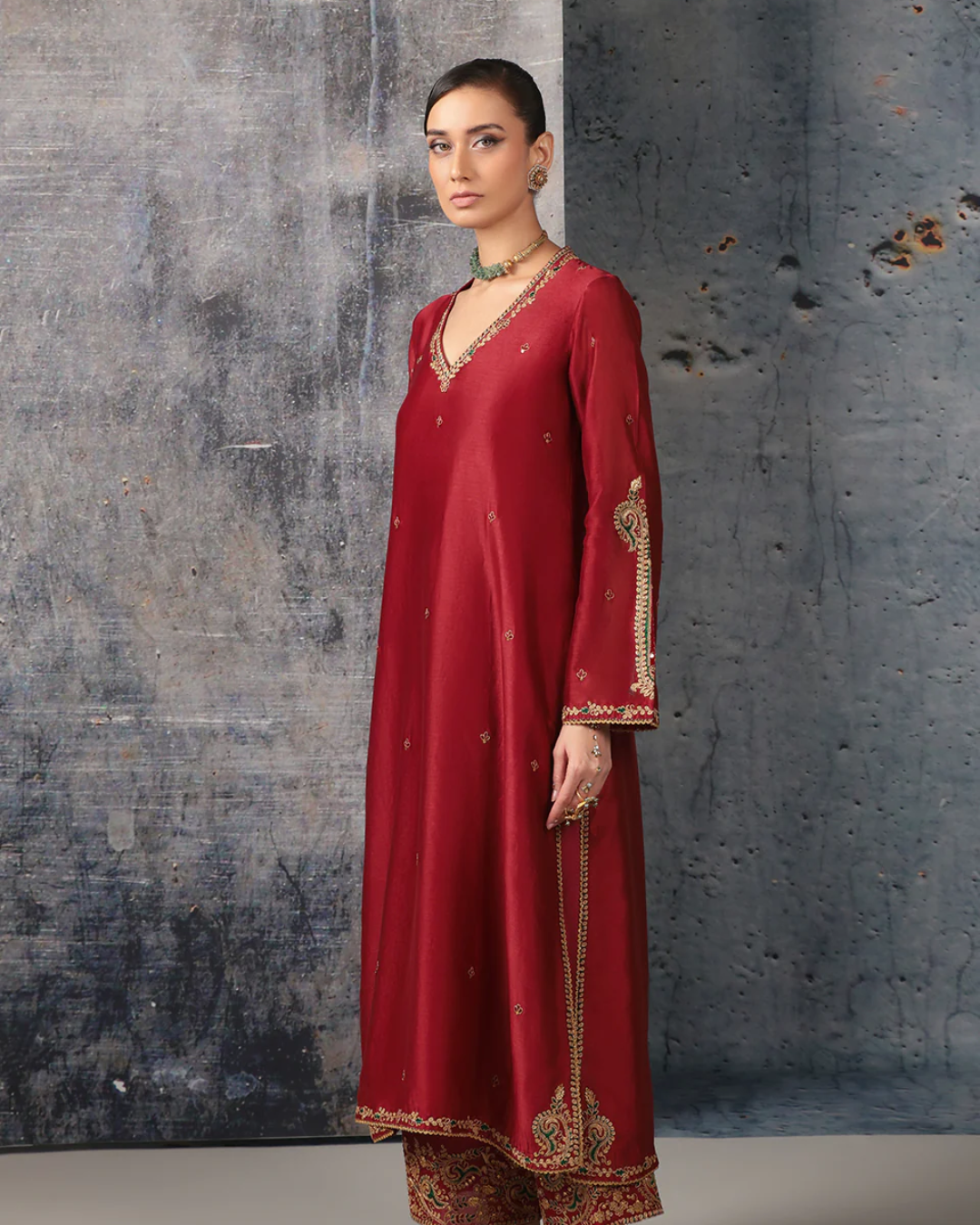 Niti Bothra - Mehrang Maroon Applique Kurta Set