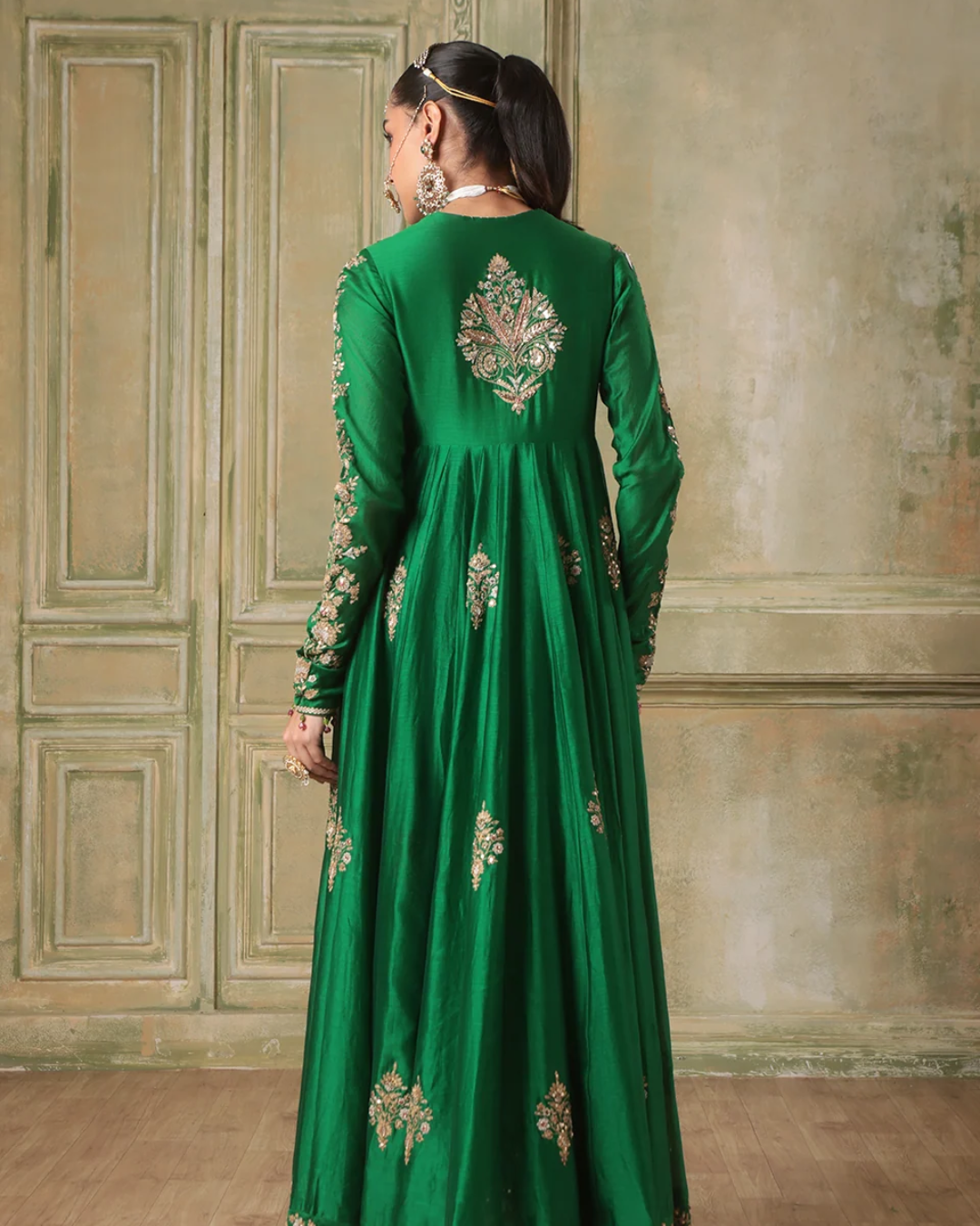 Niti Bothra - Zar-Rang Green Kalidaar Set