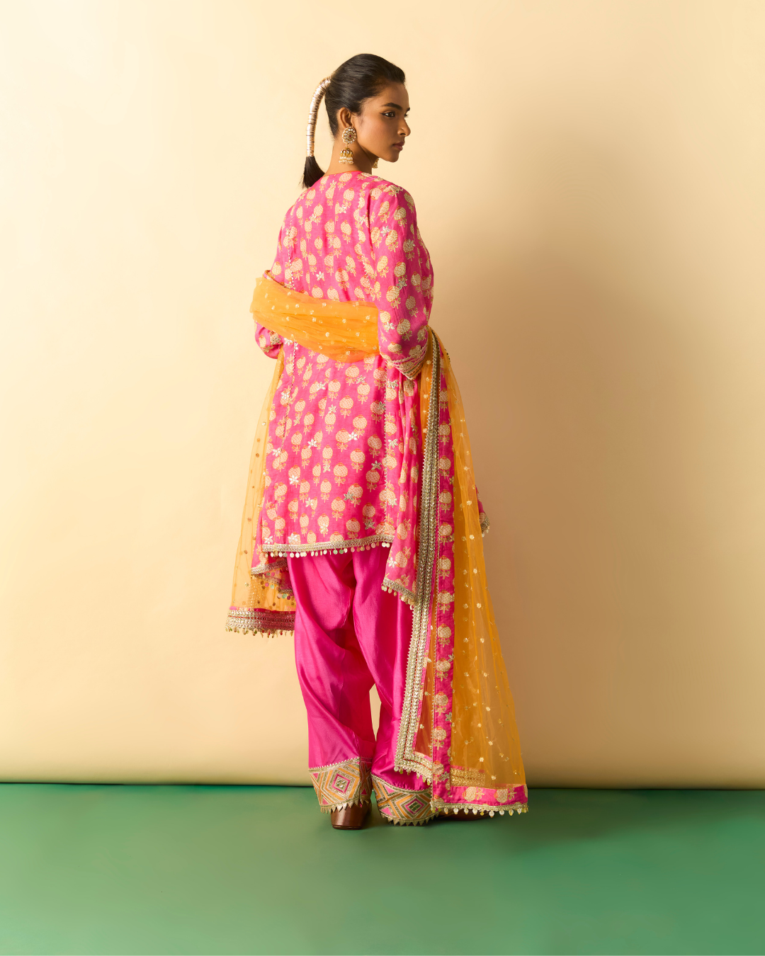 Gopi Vaid - Anvi Farshi Set From Chaar Bagh