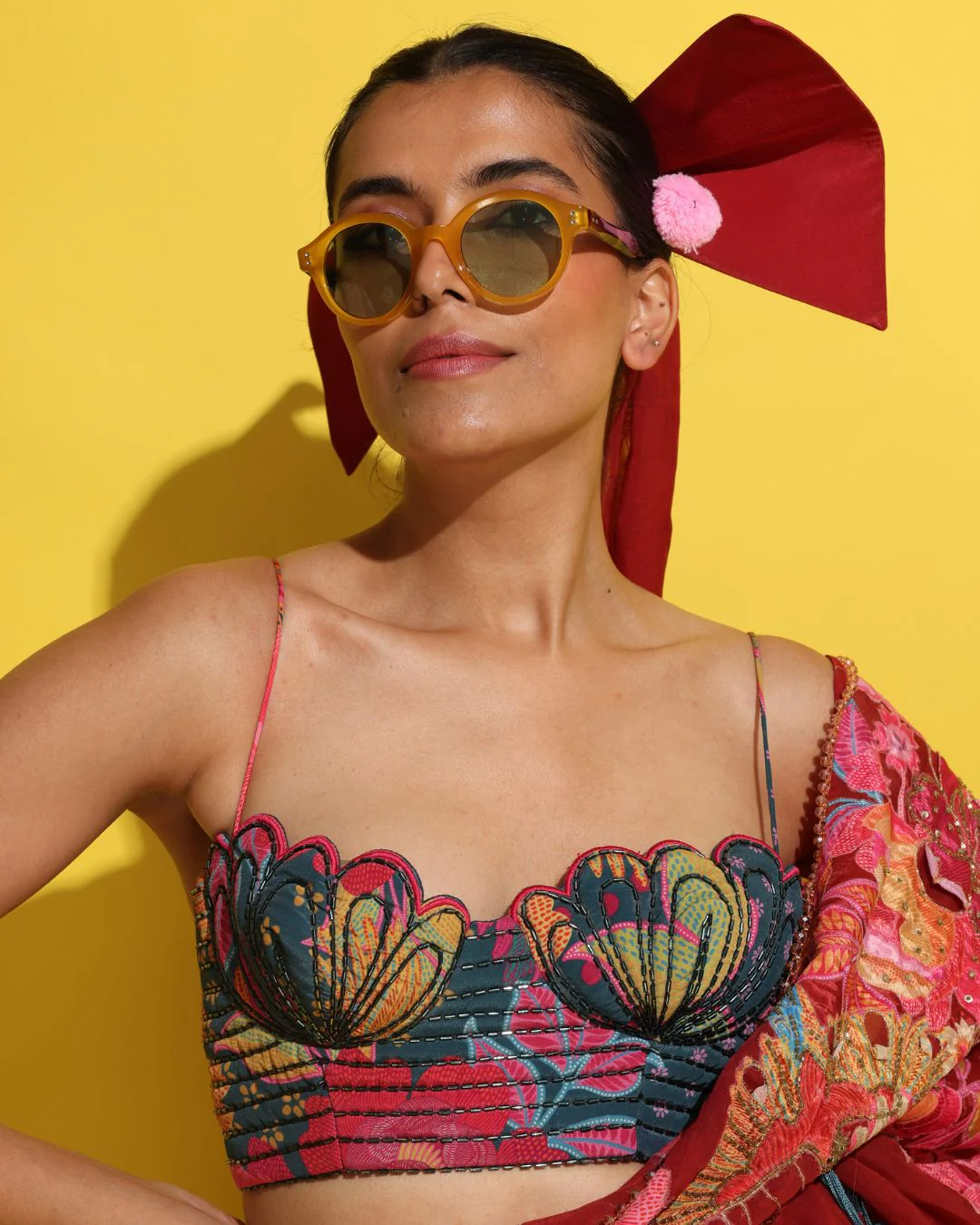 Rishi and Vibhuti - Chakachak saree From Tamasha