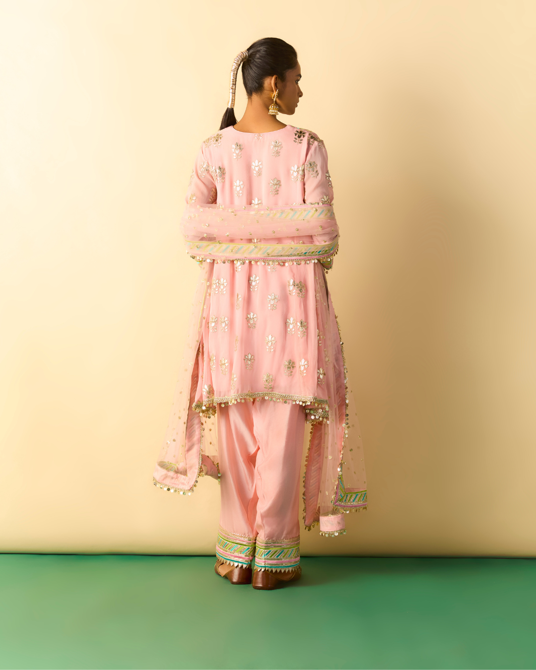 Gopi Vaid - Zarnish Farshi Set From Chaar Bagh