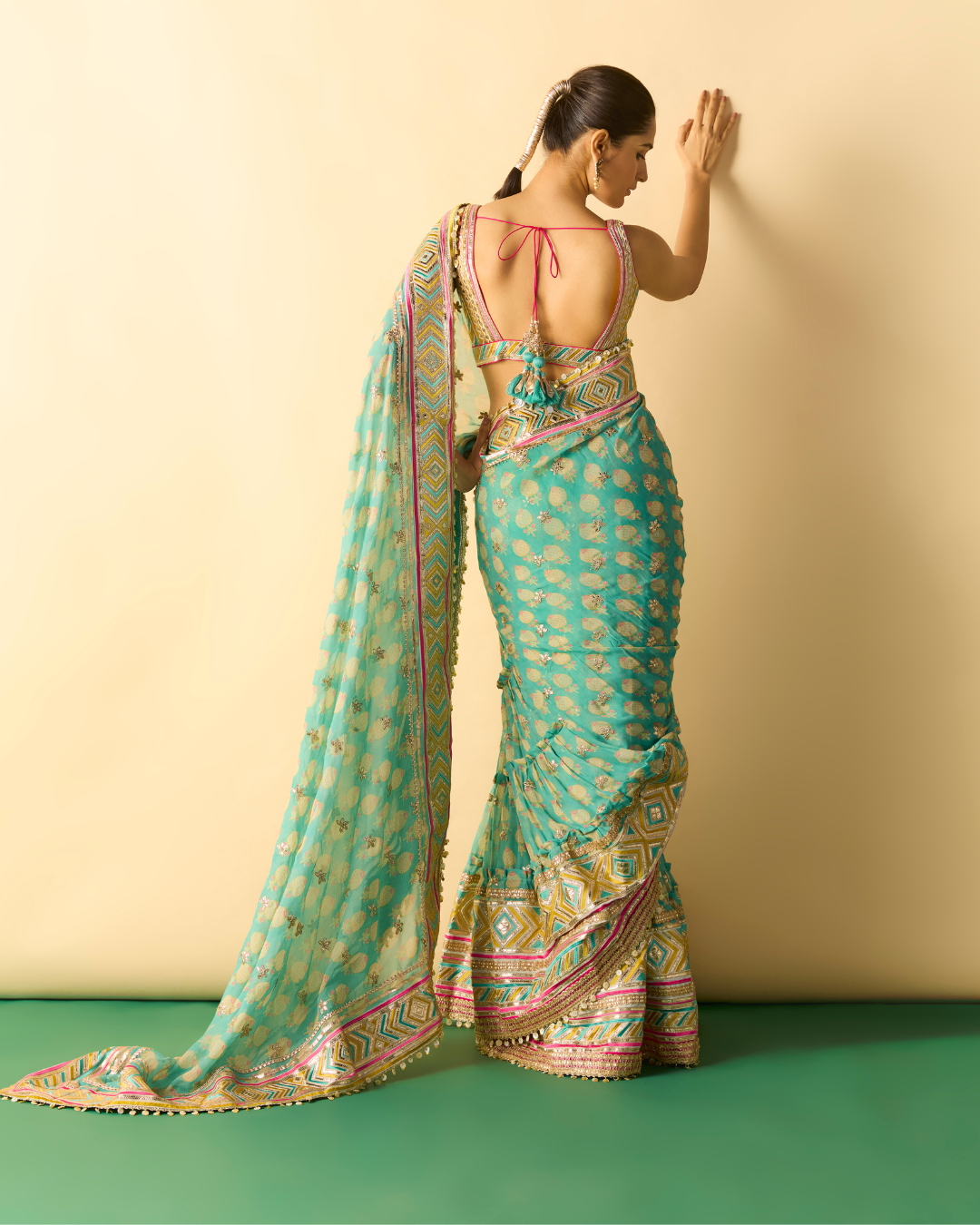 Gopi Vaid - Jasleen Saree Set From Chaar Bagh