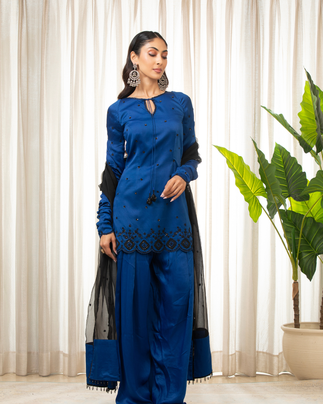 Esha Koul - Parisa Kurta Set
