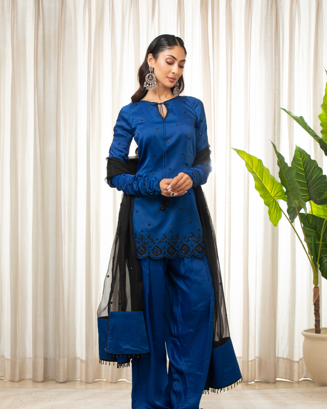 Esha Koul - Parisa Kurta Set