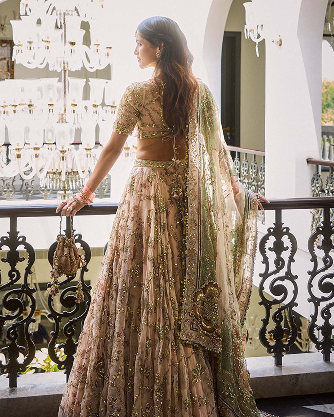 Mahima Mahajan - Ami From Fiza