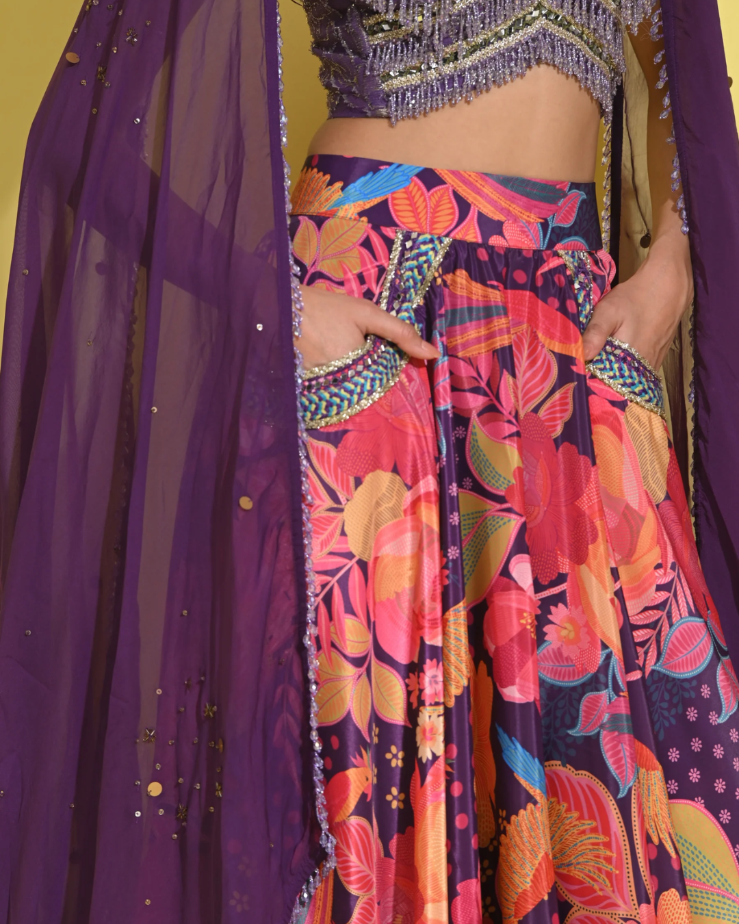 Rishi and Vibhuti - Swirl Set From Tamasha