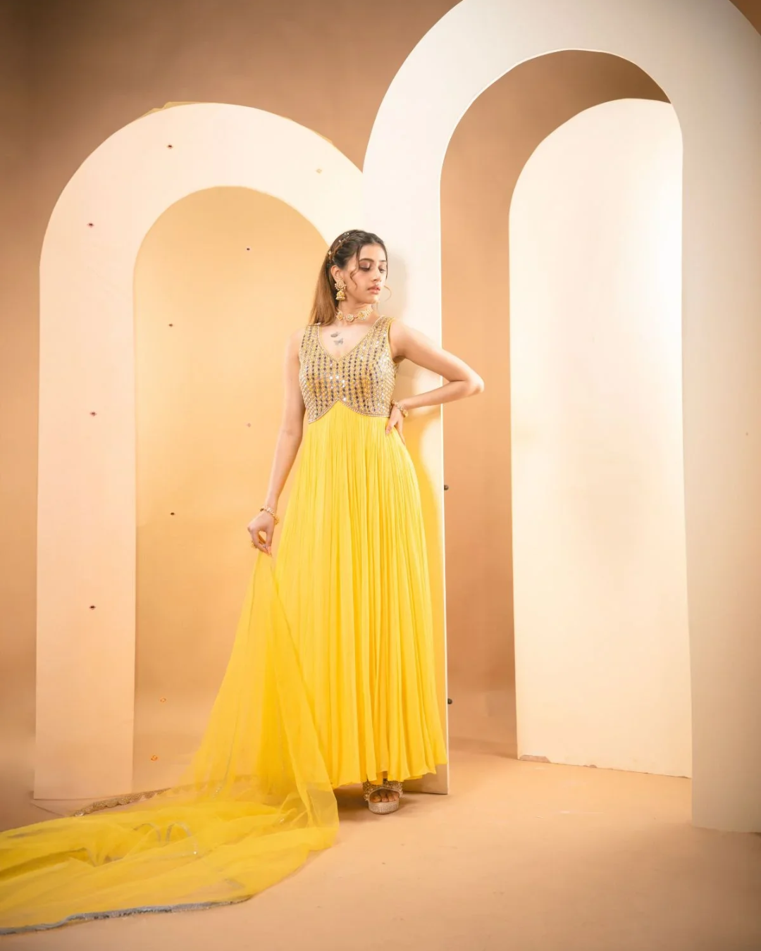 Anisha Shetty - Lemon Yellow Anarkali Set From Rangin