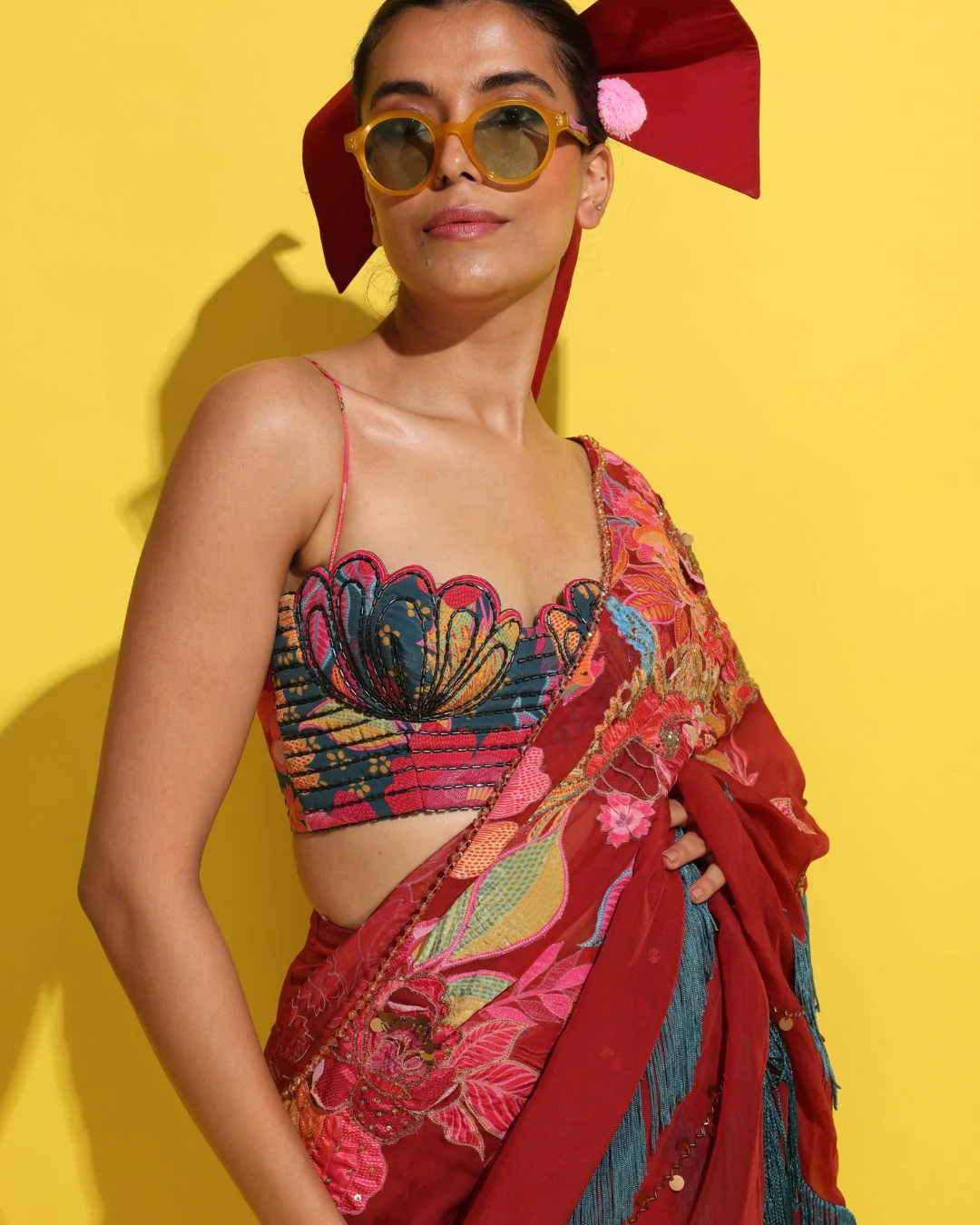 Rishi and Vibhuti - Chakachak saree From Tamasha