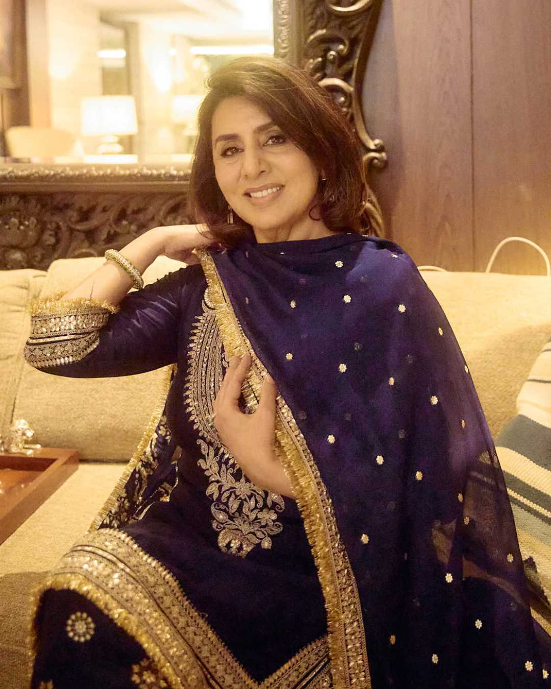 Gopi Vaid - Neetu Kapoor in Mahiz Farshi Set From Nizaam