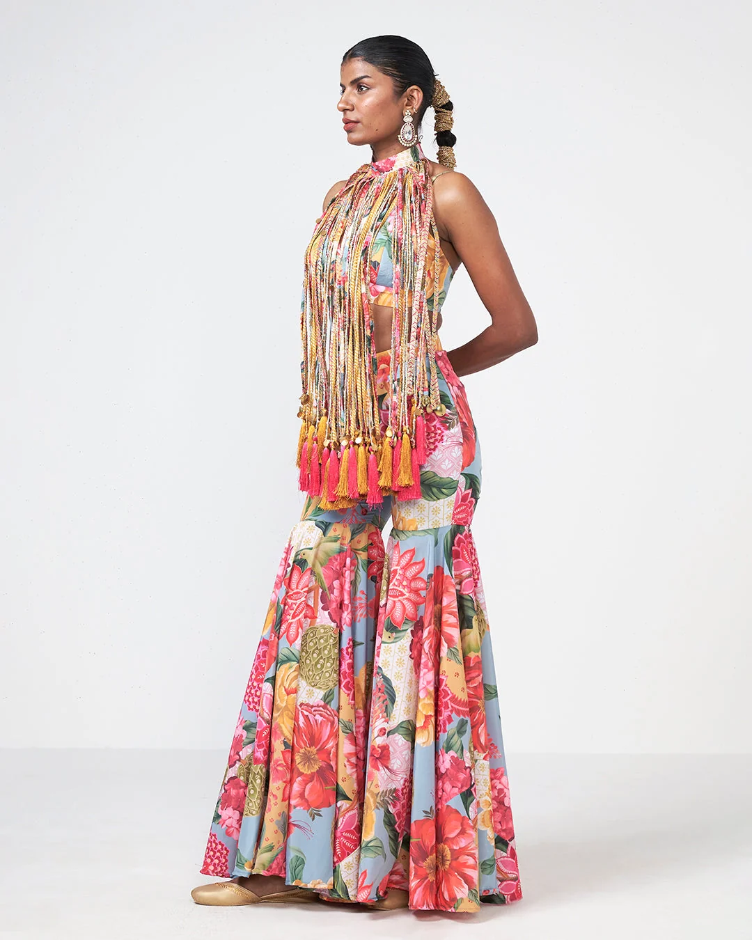Rishi and Vibhuti - Flora Tassel Set From Gulon Ke Rang