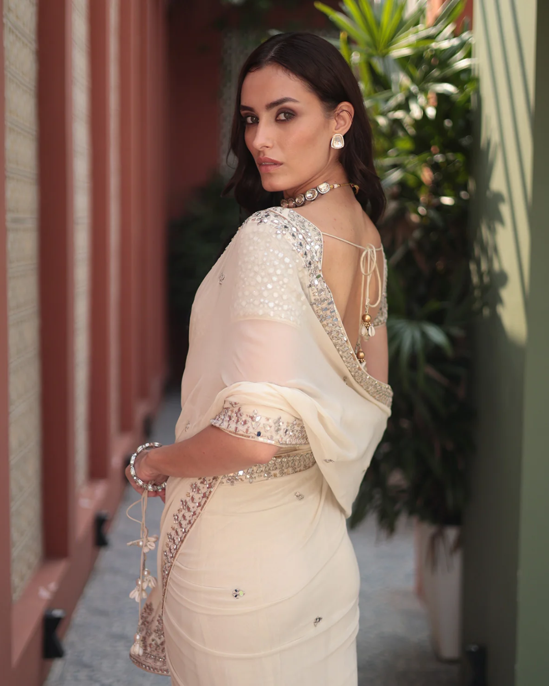 Esha Koul - Offwhite Saree From Mirror