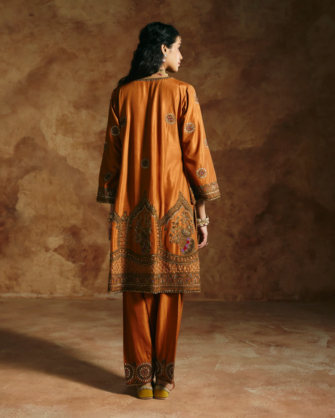 Aman Takyar - Brick Rust Kurta Set From Today's Sindh