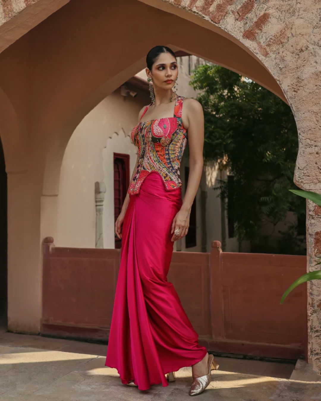 Label Moni K - Pomelle Gypsy From Naqsh