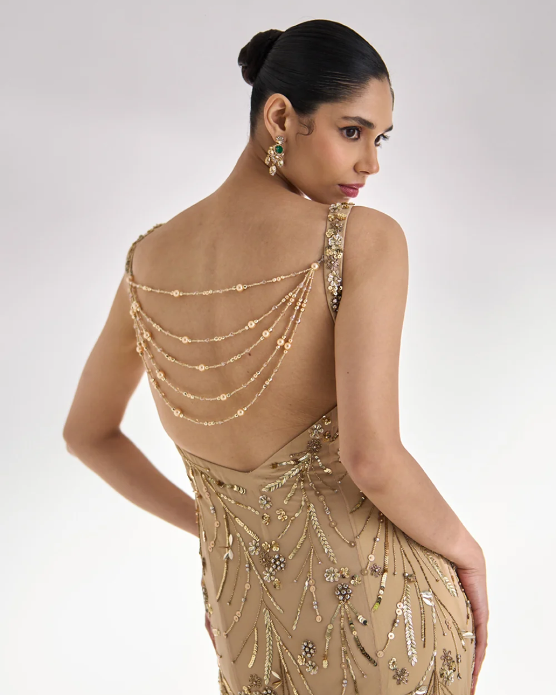 Prevasu - Golden Gown From Silsila