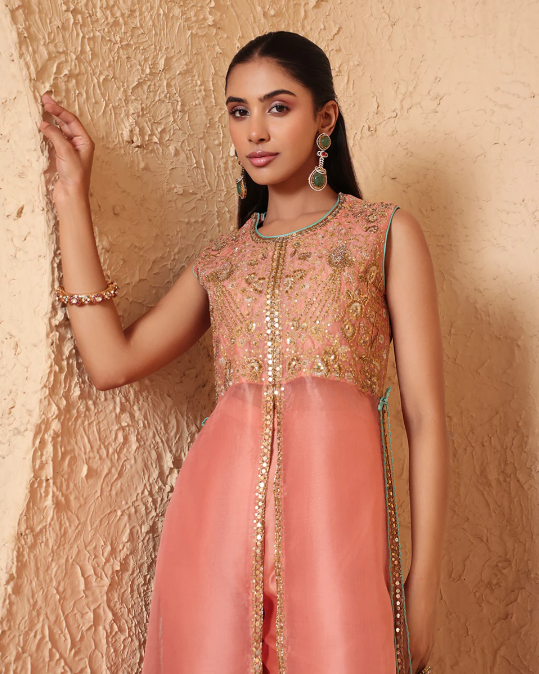 Niti Bothra - Mehrang Peach Tie-up Sleeveless Kurta Set