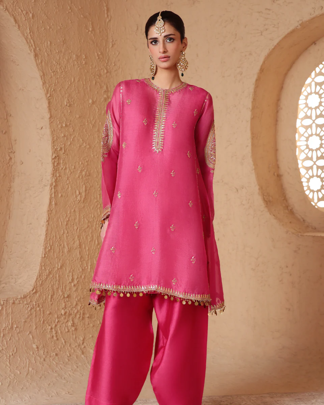 Niti Bothra - Mehrang Pink Short Pheran Kurta Set