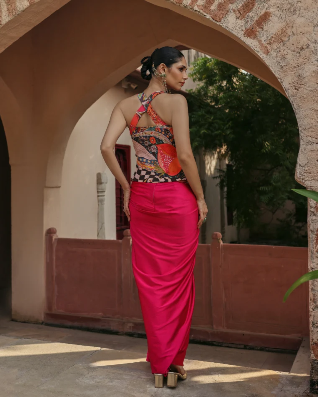 Label Moni K - Pomelle Gypsy From Naqsh