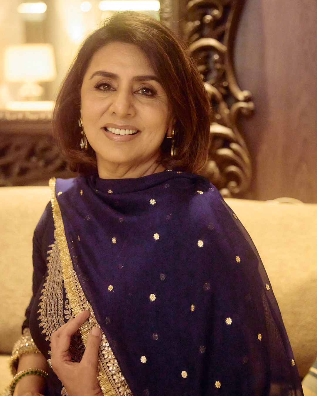 Gopi Vaid - Neetu Kapoor in Mahiz Farshi Set From Nizaam