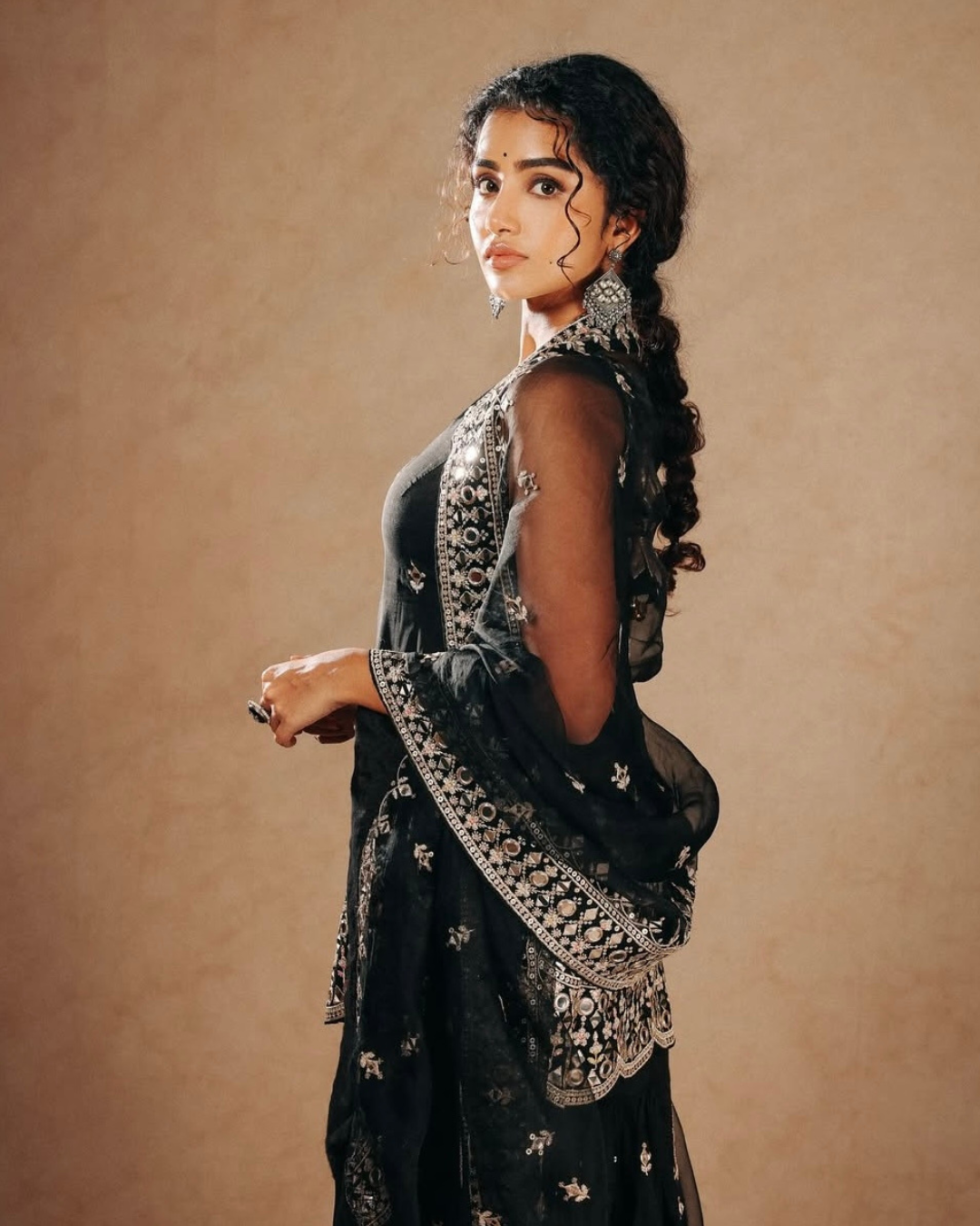 Gopi Vaid - Anupama Parameswaran in Yukta Sharara Set From Jhilmil
