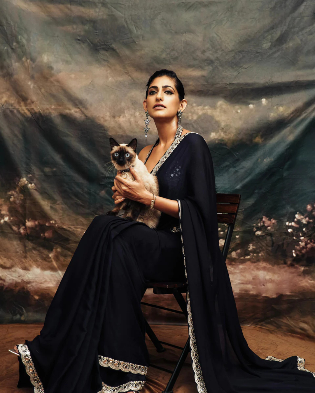 Gopi Vaid - Kubbra Sait Saree From Jhilmil