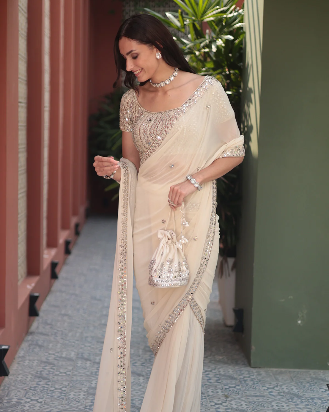 Esha Koul - Offwhite Saree From Mirror