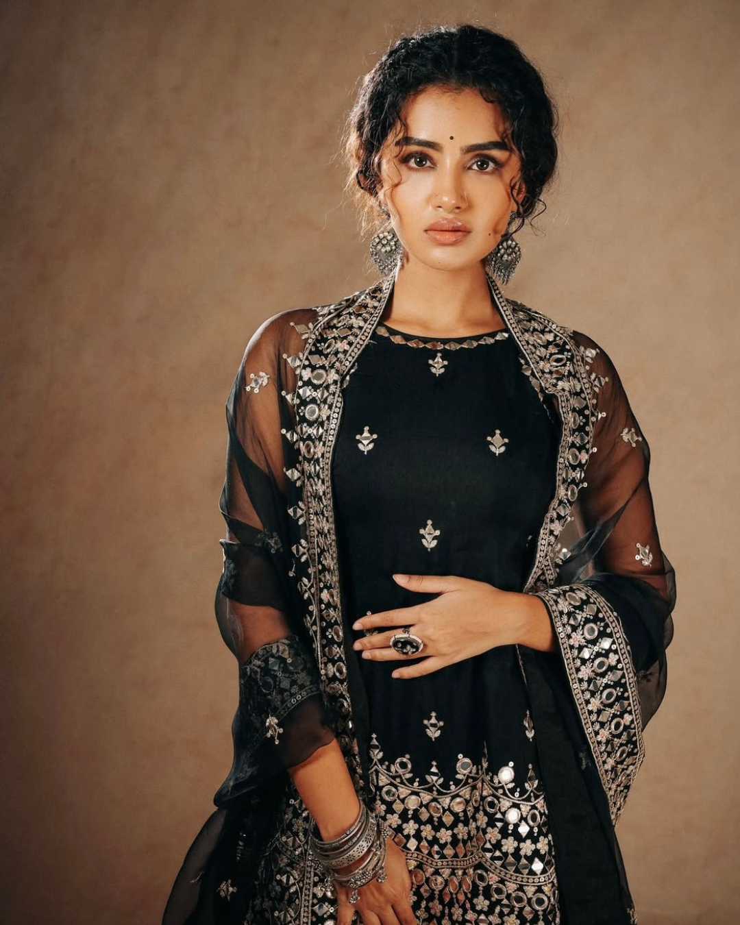 Gopi Vaid - Anupama Parameswaran in Yukta Sharara Set From Jhilmil