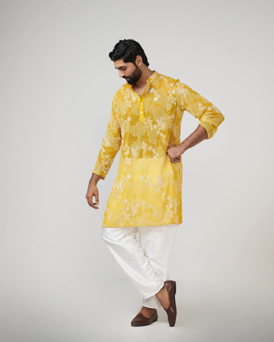 Rishi and Vibhuti - Amber Aura Kurta From Gulon Ke Rang