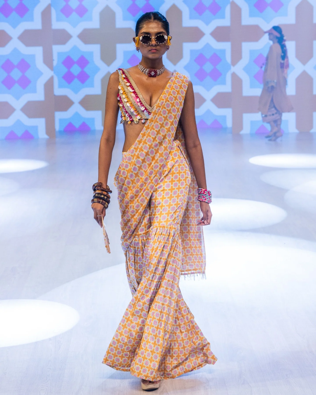 Rishi and Vibhuti - Glow Saree From Rock & Roll