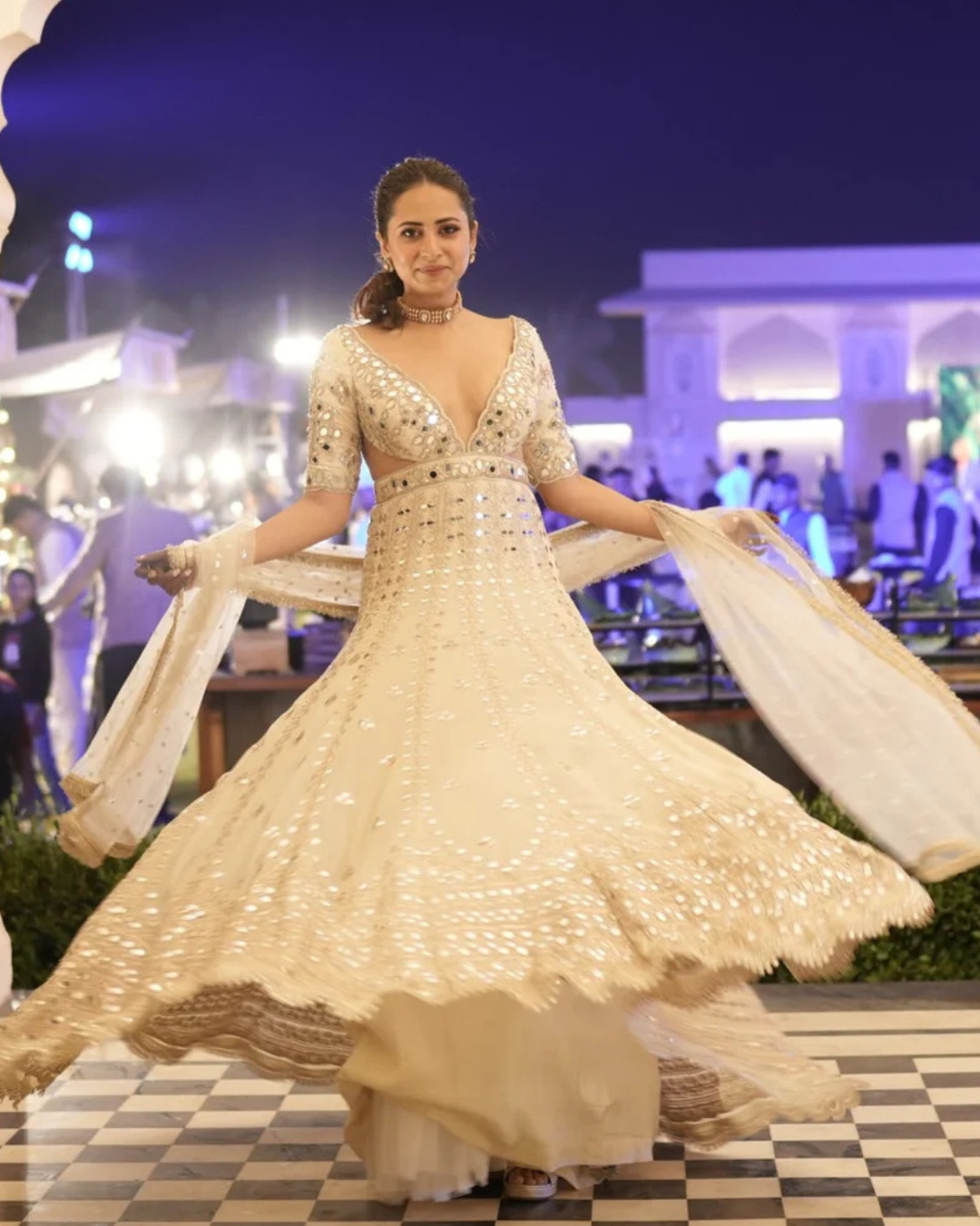 Gopi Vaid - Sargun Mehta in Aasmi Anarkali Set From Jhilmil