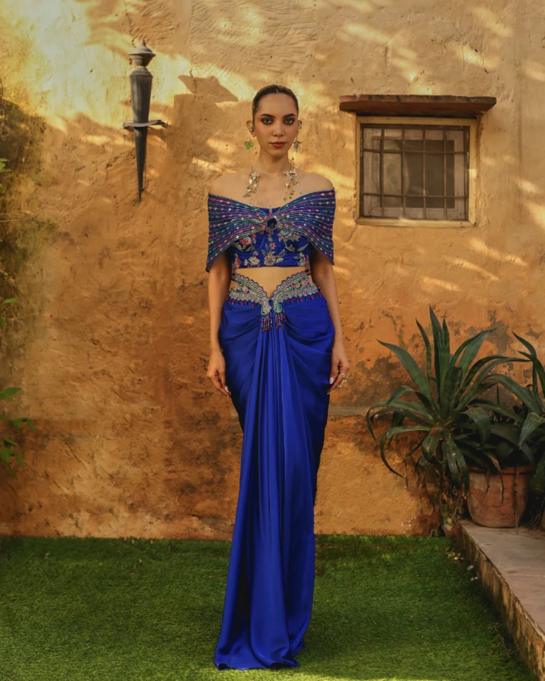 Label Moni K - Mor Albela Drape Set From Naqsh