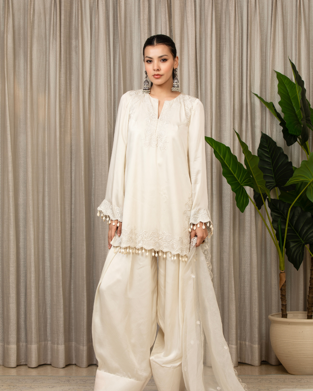 Esha Koul - White Richa Set