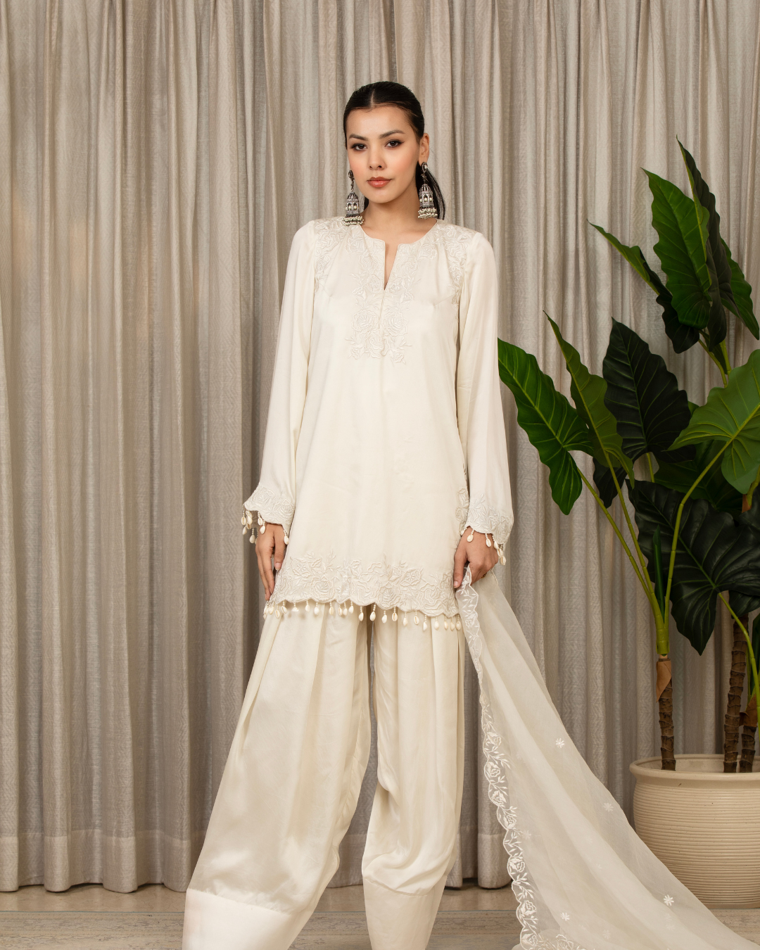 Esha Koul - White Richa Set