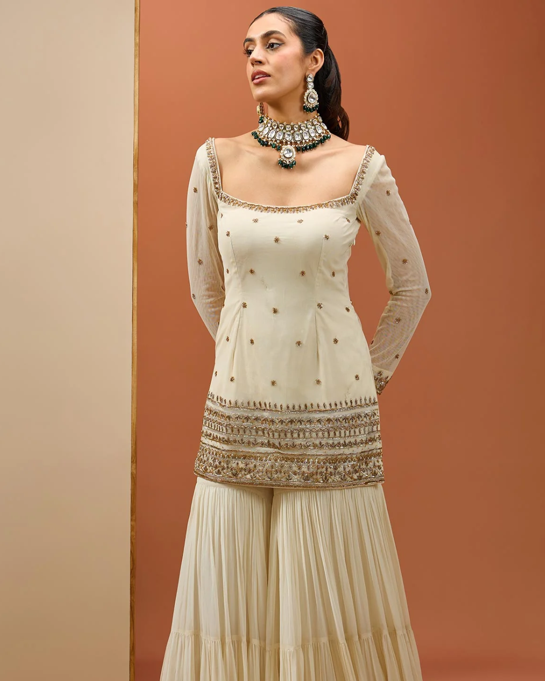 Esha Koul - Offwhite Kurta Set From Noor