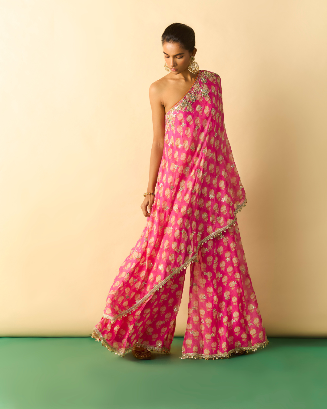 Gopi Vaid - Dia One Shoulder Set From Chaar Bagh
