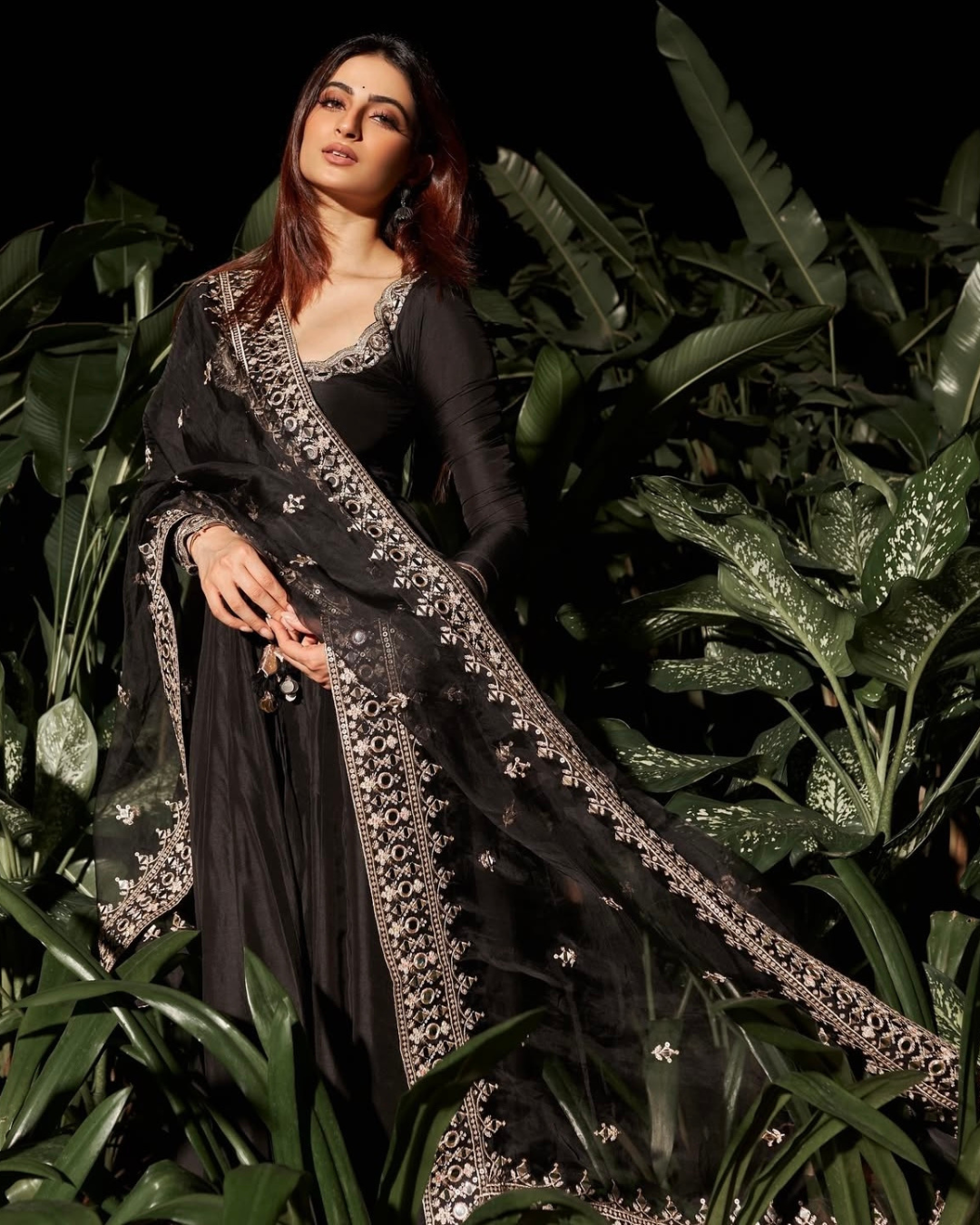 Gopi Vaid - Palak Tiwari in Srivani AG Set From Jhilmil