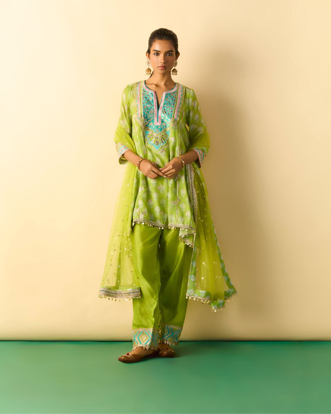 Gopi Vaid - Anvi Farshi Set From Chaar Bagh