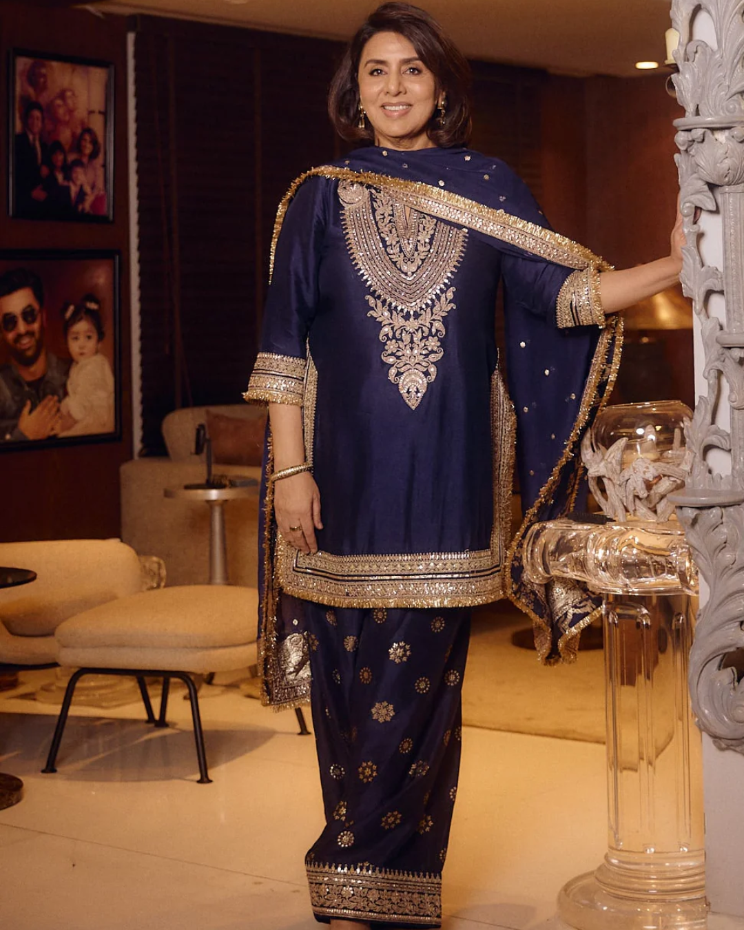 Gopi Vaid - Neetu Kapoor in Mahiz Farshi Set From Nizaam