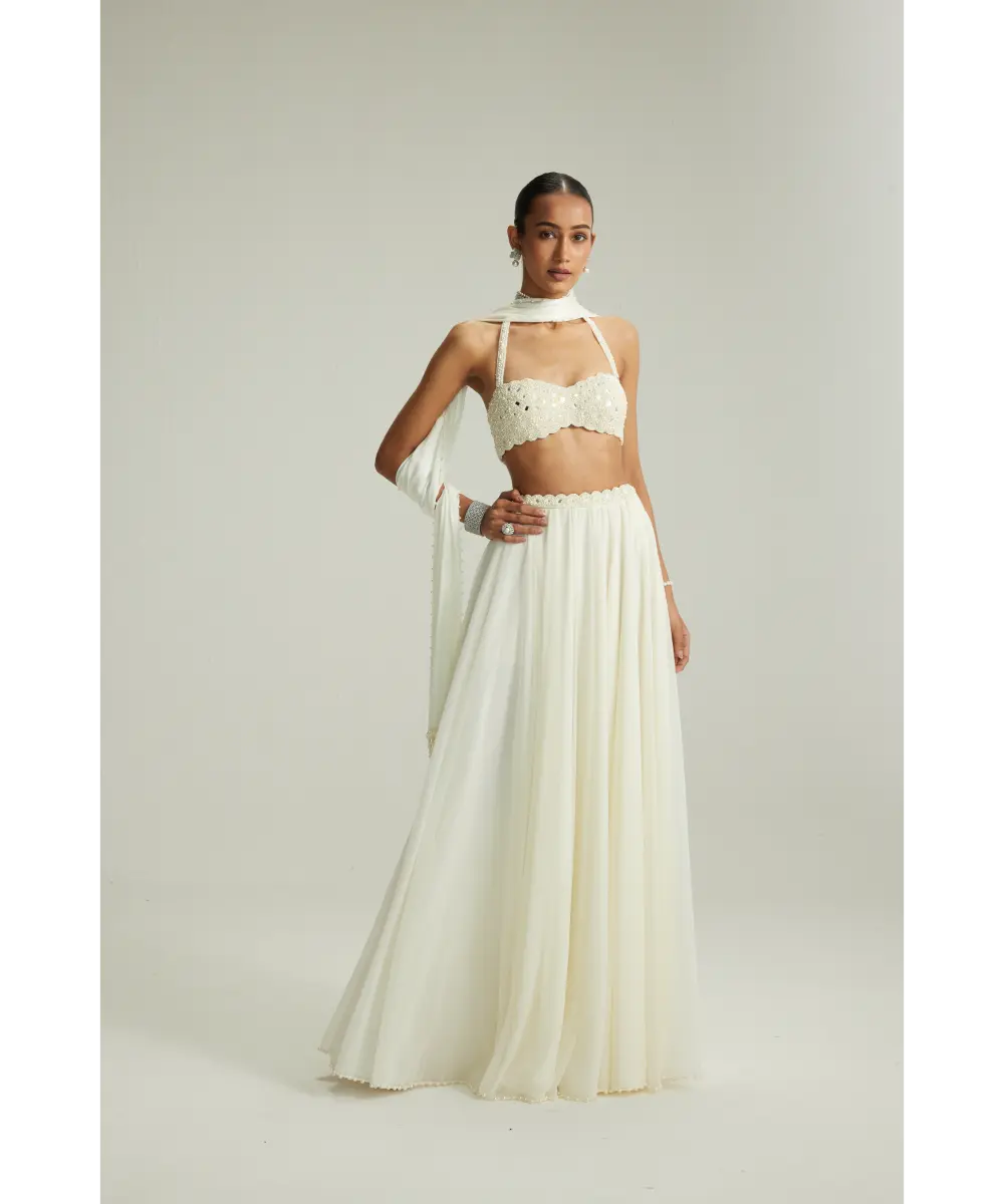 VVANI VATS- Off White Skirt Set With Halter Neck Blouse